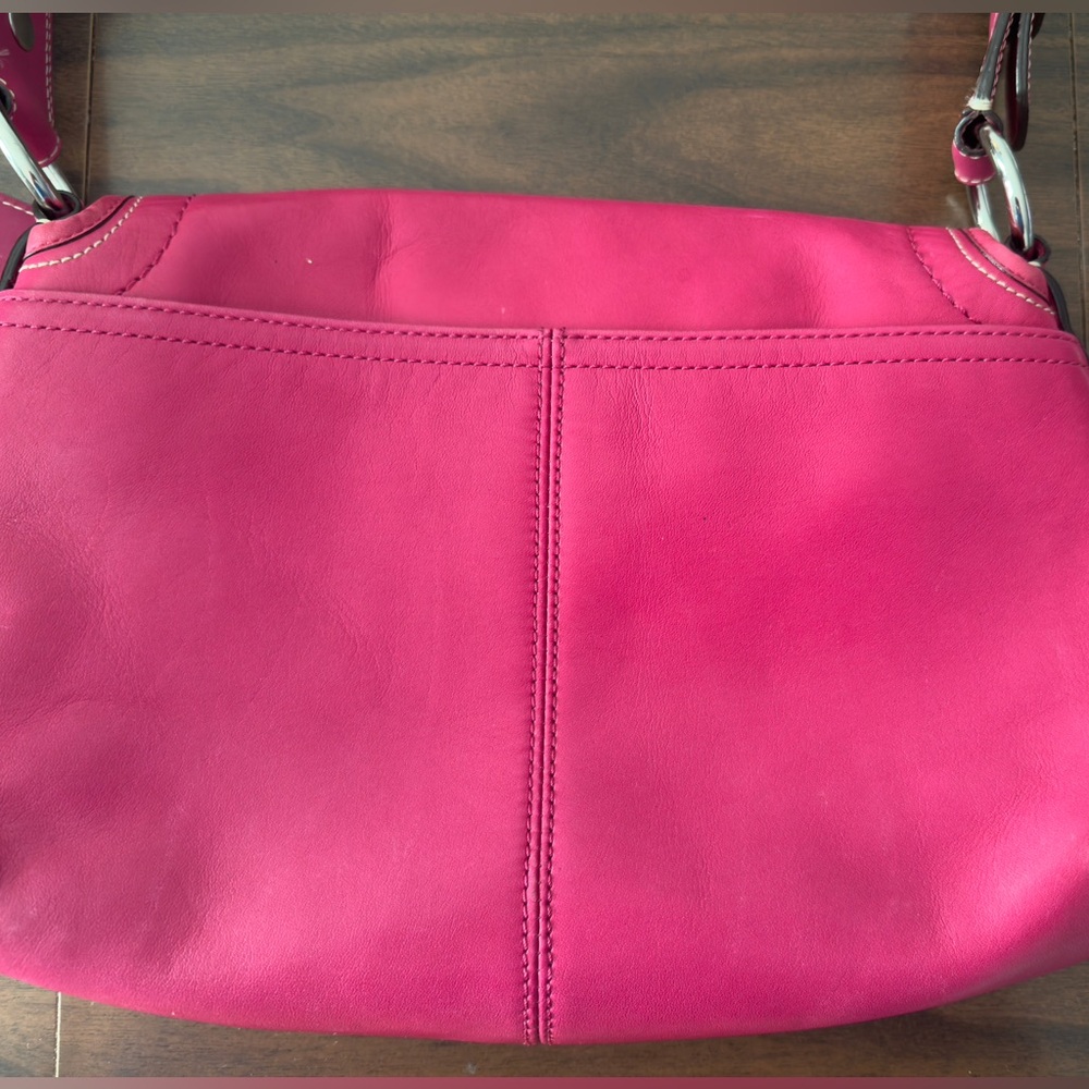 Hot Pink Vintage Y2K COACH Soho Shoulder Bag - Picture 10 of 10